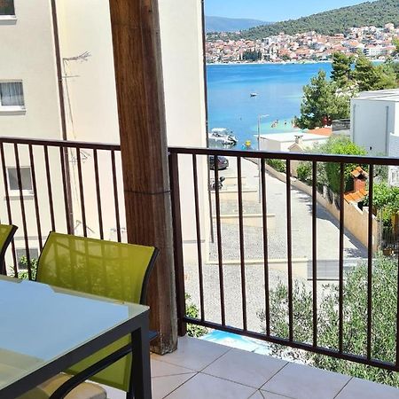 Apartman Varga Trogir Eksteriør billede