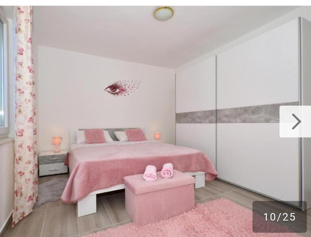 Apartman Varga Trogir Eksteriør billede