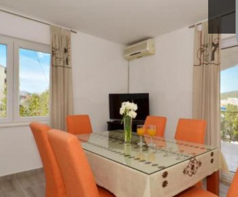 Apartman Varga Trogir Eksteriør billede